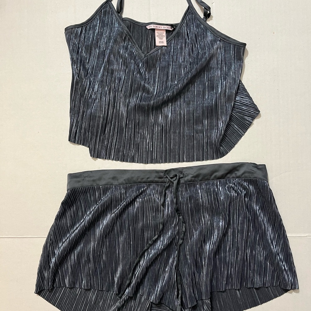 Victoria Secret Pajama Set Mini High Cut Shorts Cami Top Pleats Metallic Small/M